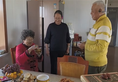 2025年11月1日 王兵看望阿木斯琴